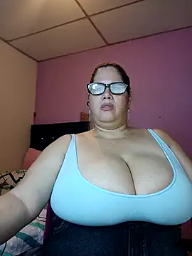 EllisW8 online show from 04-01-26, 12:28