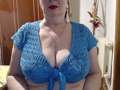 Snapshot of Secretfox chatting on 03-01-25, 02:55 Secretfox online show from 03-01-25, 02:55