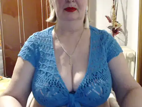 Snapshot of Secretfox chatting on 03-09-25, 05:06 Secretfox online show from 03-09-25, 05:06