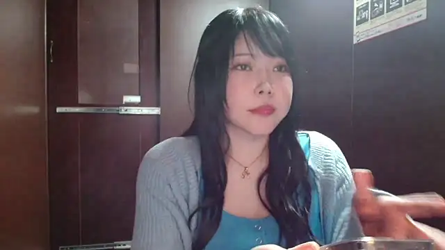 NATINATU252525 online show from 04-12-26, 12:52