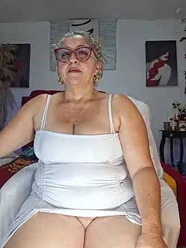 evelin hott online show from 02-16-26, 01:26