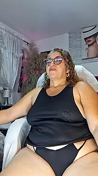 Snapshot of evelin_hott chatting on 10-23-25, 12:53 evelin hott online show from 10-23-25, 12:53