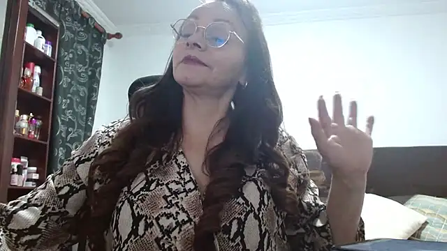 asleycavta online show from 10-25-25, 10:32