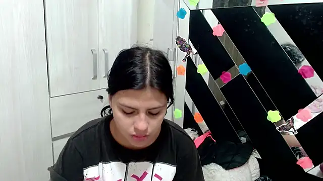 katery wok11 online show from 10-22-25, 05:01