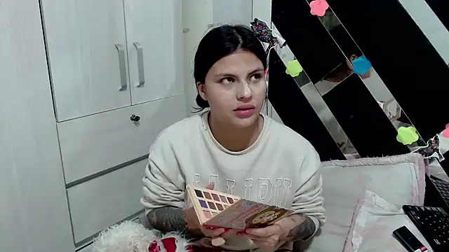 katery wok11 online show from 11-26-25, 06:30