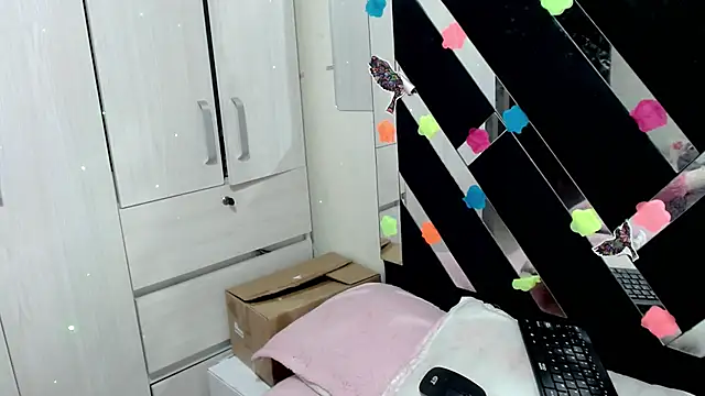 katery wok11 online show from 09-26-25, 03:24