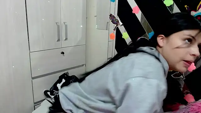 katery wok11 online show from 09-26-25, 05:42