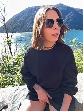 Snapshot of Mia_Railey chatting on 02-20-26, 11:12 Mia Railey online show from 02-20-26, 11:12