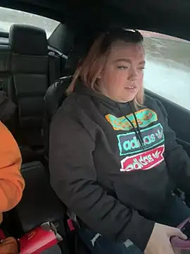 6Cum Slut Velma9 online show from 12-22-24, 09:53