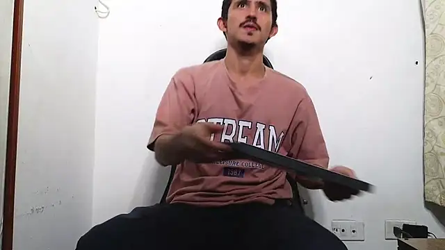 HomeAloneK online show from 02-17-26, 07:22