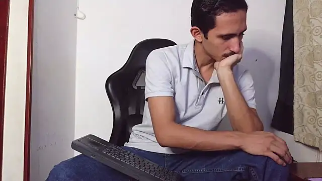 HomeAloneK online show from 02-09-26, 07:12