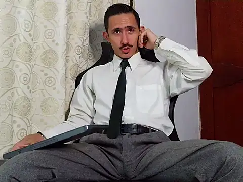 HomeAloneK online show from 05-12-26, 08:04