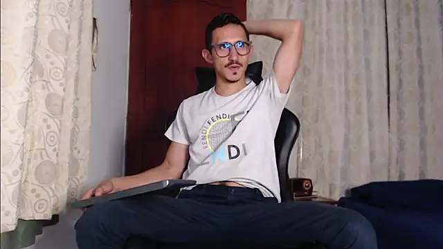 HomeAloneK online show from 09-28-25, 09:22