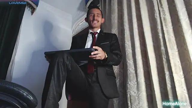 HomeAloneK online show from 03-18-25, 07:44