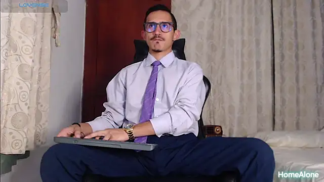 HomeAloneK online show from 09-26-25, 07:21