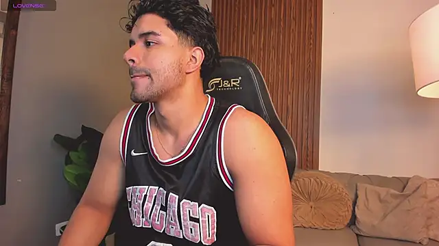 liam collins21 online show from 03-25-26, 12:04