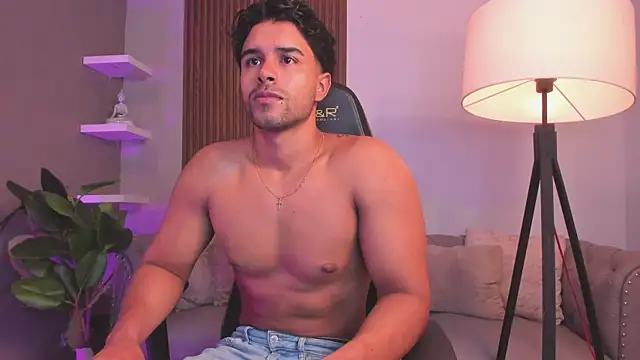 liam collins21 online show from 04-10-26, 12:01