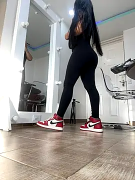 Lexa queen online show from 10-15-25, 10:07