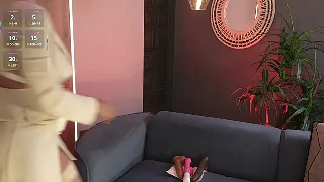 SofiaReyes1 online show from 04-17-26, 08:55