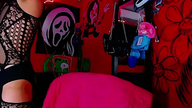 HugeDanex online show from 02-19-26, 06:27