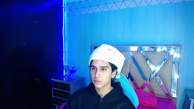 alex 477 online show from 12-18-25, 11:25