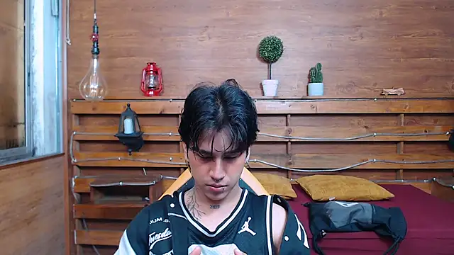 alex 477 online show from 11-26-25, 11:43