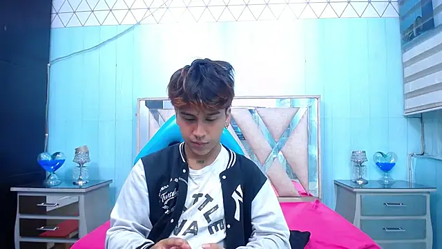 alex 477 online show from 09-16-25, 11:44