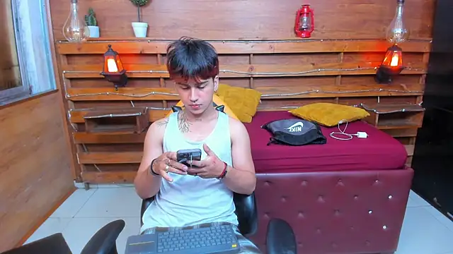 alex 477 online show from 09-19-25, 11:47