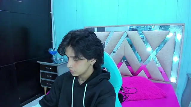 alex 477 online show from 02-16-26, 11:42