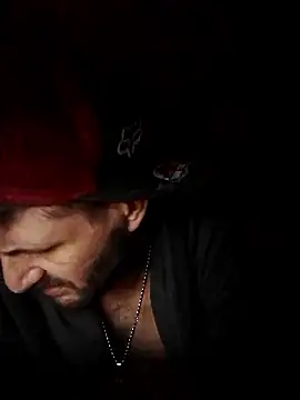 Nawtyslaveteen online show from 01-13-26, 01:09