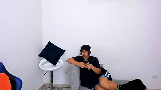 brutal sex room2 online show from 03-15-26, 01:29