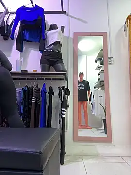 kim monti online show from 10-06-25, 09:04