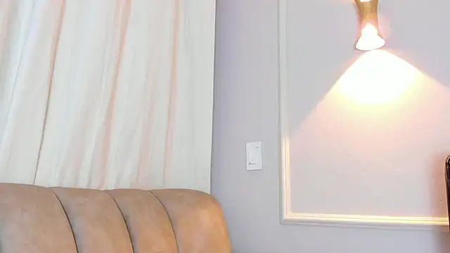 Lia walton online show from 09-13-25, 12:16