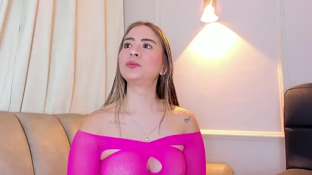 Lia walton online show from 12-05-25, 12:15