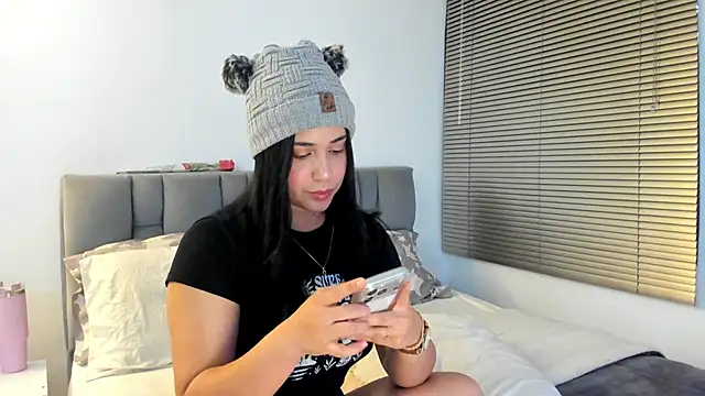 Gigi-bom online show from 03-10-26, 09:41