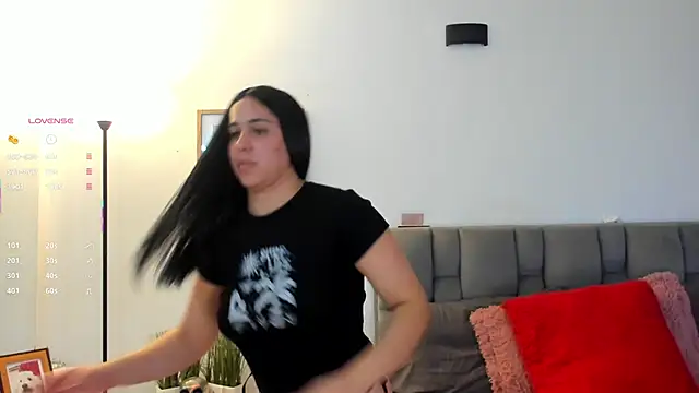 Gigi-bom online show from 04-24-26, 12:12