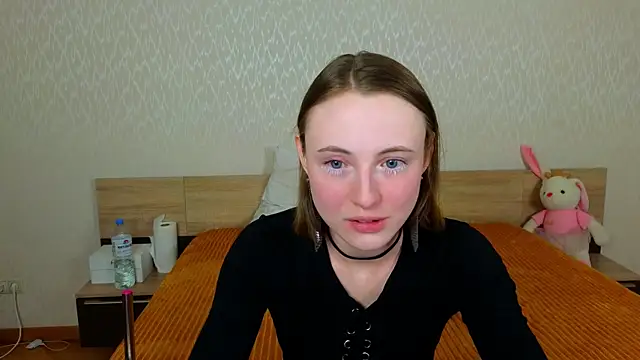 Cowell Adelina online show from 04-04-26, 09:27