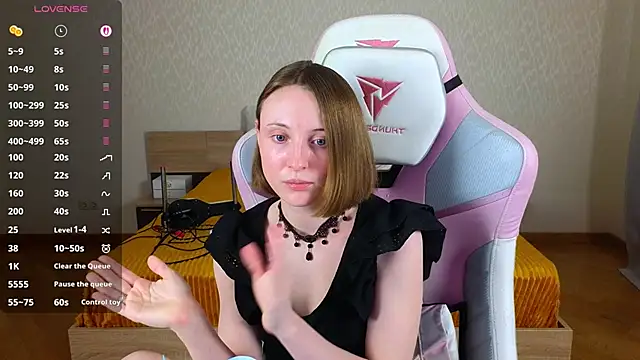 Cowell Adelina online show from 03-08-26, 09:23