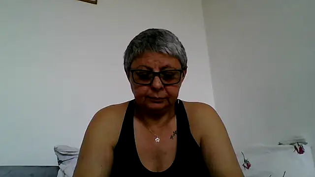 roseblak42 online show from 05-25-26, 08:35