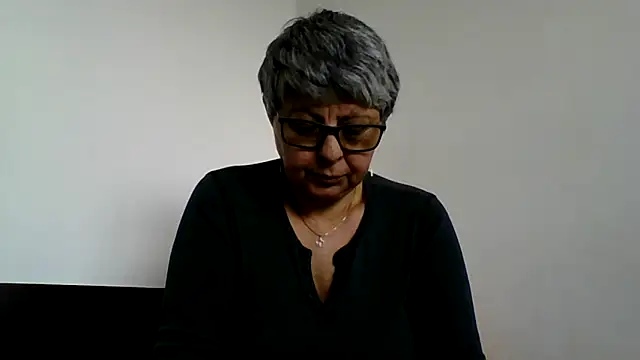 roseblak42 online show from 04-03-26, 10:00