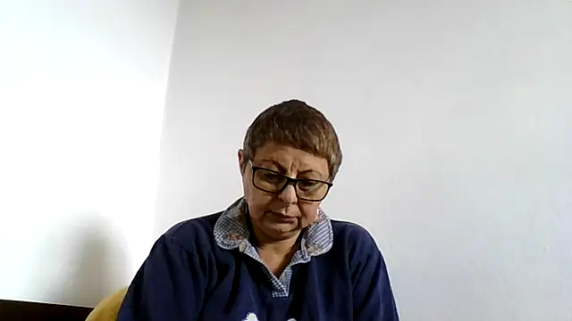 roseblak42 online show from 10-18-25, 10:28