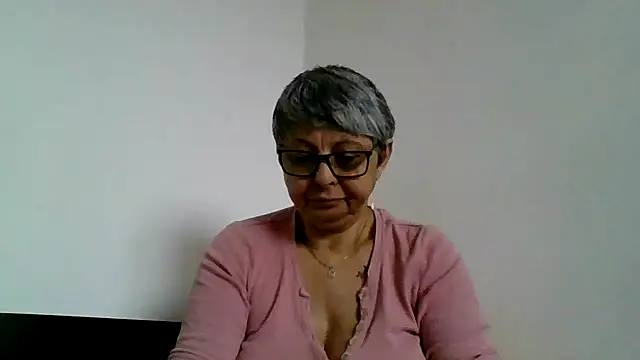 roseblak42 online show from 04-02-26, 10:11