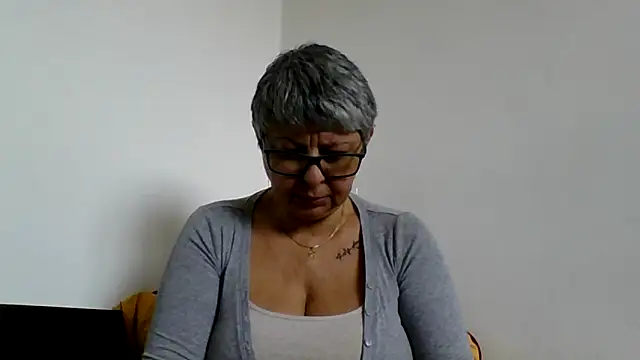 roseblak42 online show from 03-24-26, 09:42