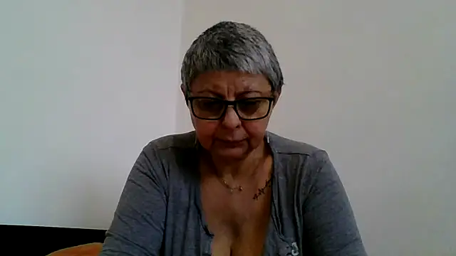 roseblak42 online show from 01-07-26, 09:25