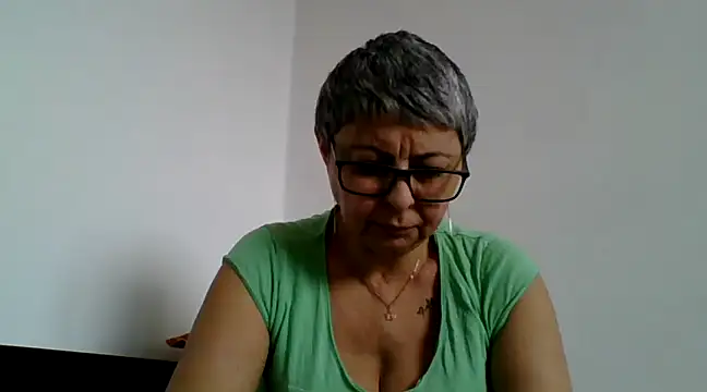 roseblak42 online show from 03-18-25, 09:34