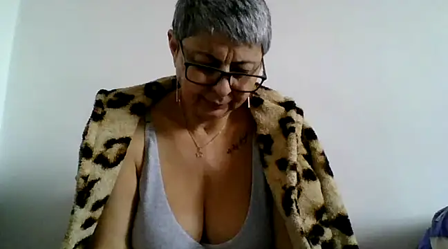 roseblak42 online show from 03-03-25, 01:12