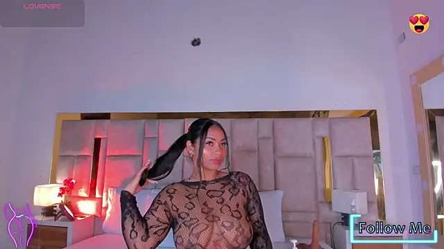 Miss Abigail  online show from 10-17-25, 01:24