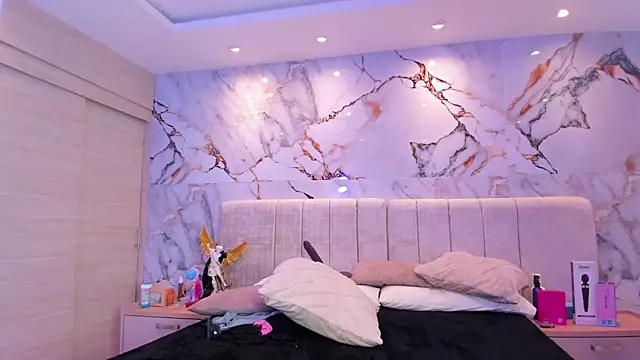 kiana cream online show from 01-14-26, 03:04