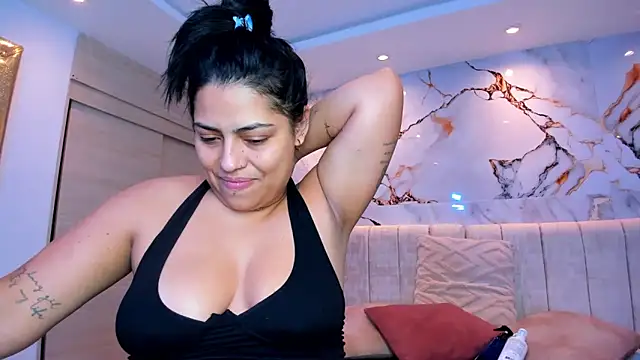 kiana cream online show from 06-17-26, 11:31