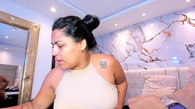 kiana cream online show from 03-02-26, 11:17